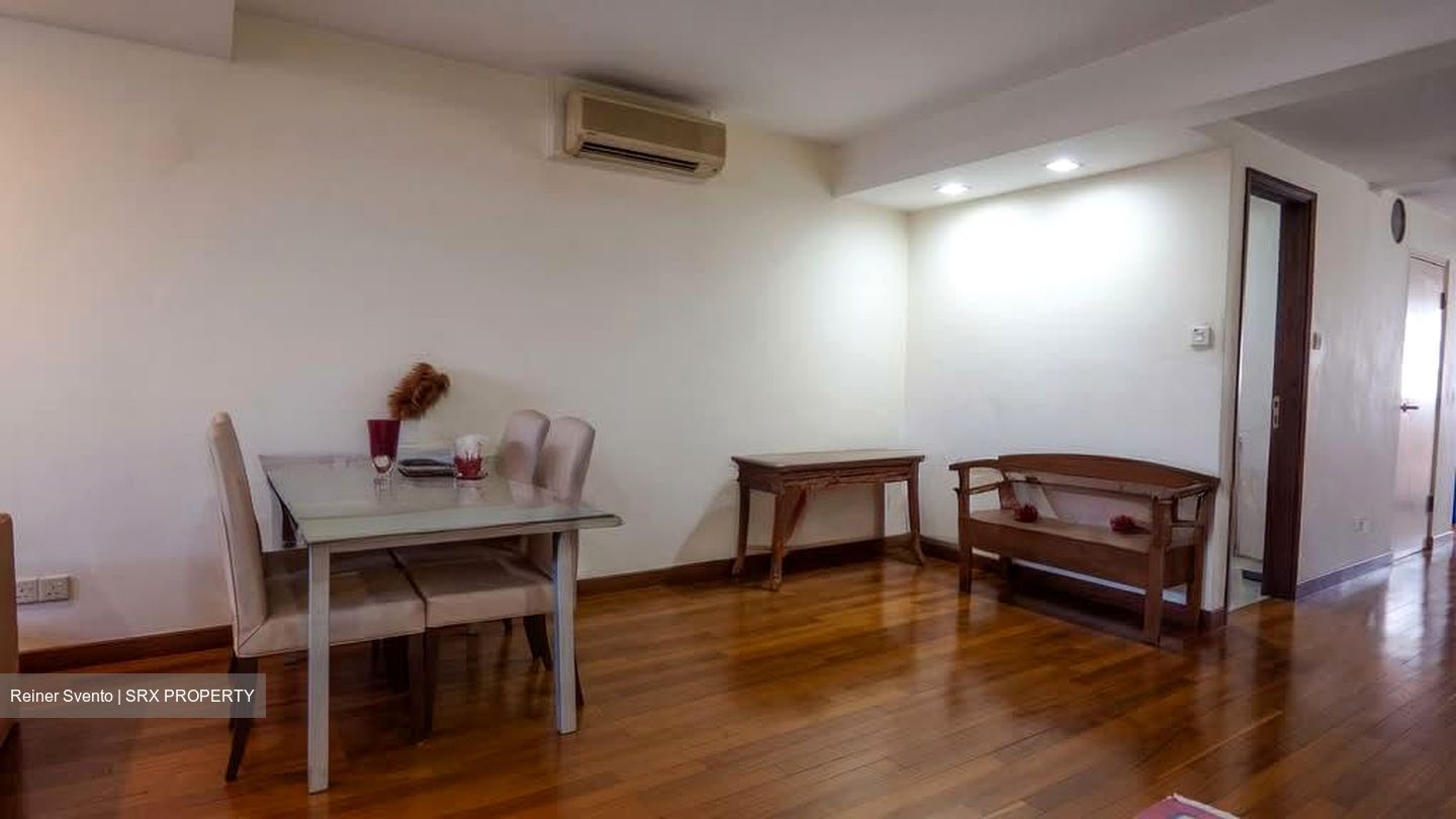Lorong Telok (D1), Shop House #570914971